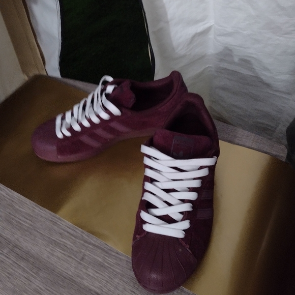 Adidas - Picture 5 of 5